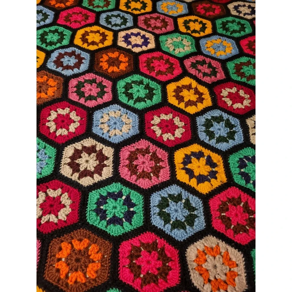 VTG Hand Crochet Flower Octagon Granny Throw Blanket Afghan Retro‎ Boho Hippie